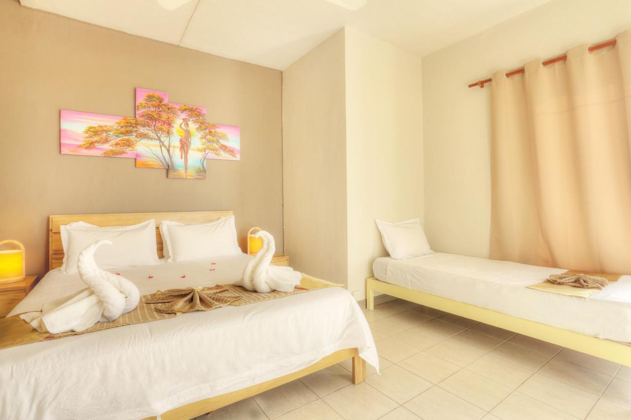 Dzama Hotel Grand Baie Exterior photo